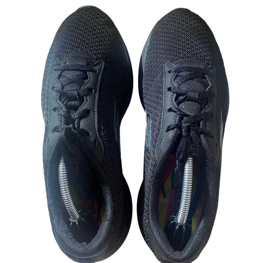 SKECHER’S Women’s #SN14175W, Sneaker, Goga Max Go Walk4, Black, Walking, 8.5